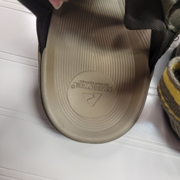 Men's Oark Trails Sandals Size 12 - Picture 11 of 12